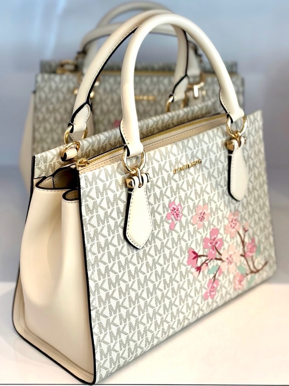 MICHAEL KORS Marilyn Md Embellished Signature Logo Satchel Crossbody - Picture 4 of 10